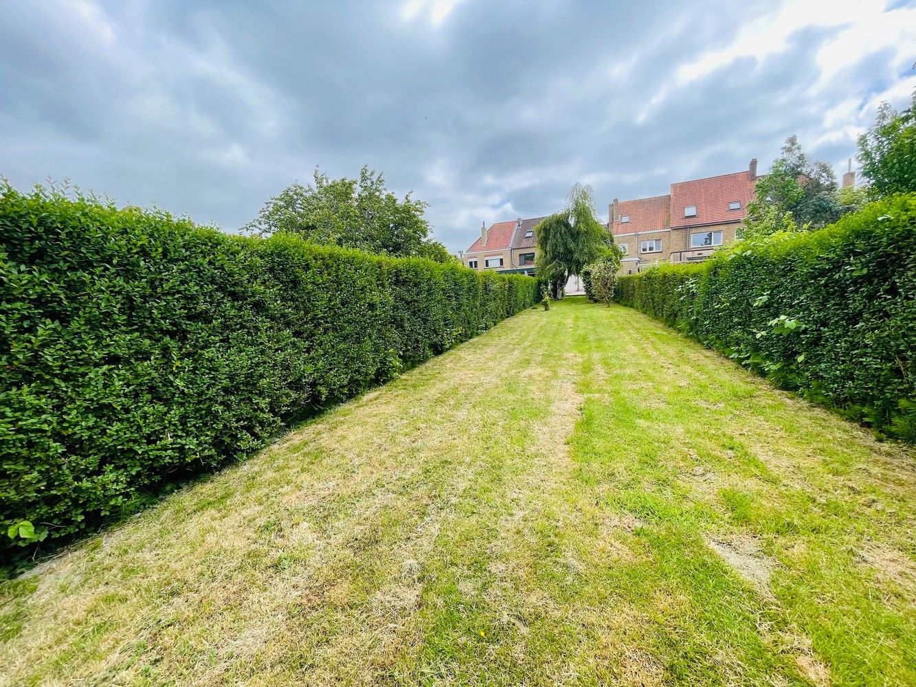 Vooraan Sint-Pieters, Energiezuinig gezellig INSTAPKLAAR woonhuis met GROTE TUIN , 2 Grote slaapkamers, 9 ZONNEPANELEN. foto 2