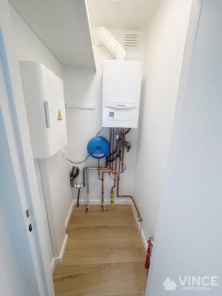 Volledig vernieuwd appartement met 3 slaapkamers foto 14