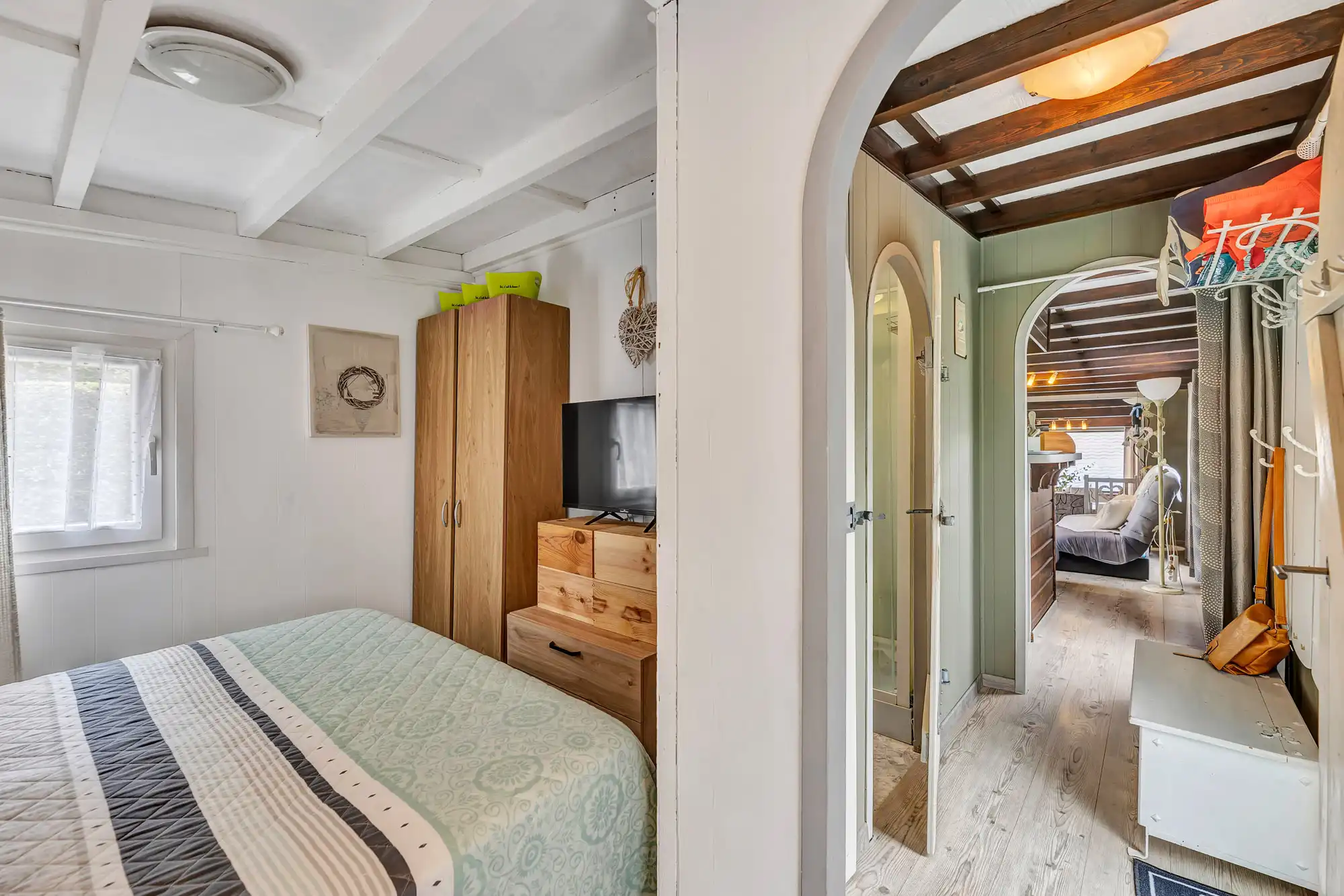 Instapklare bungalow te koop met grote tuin foto 10