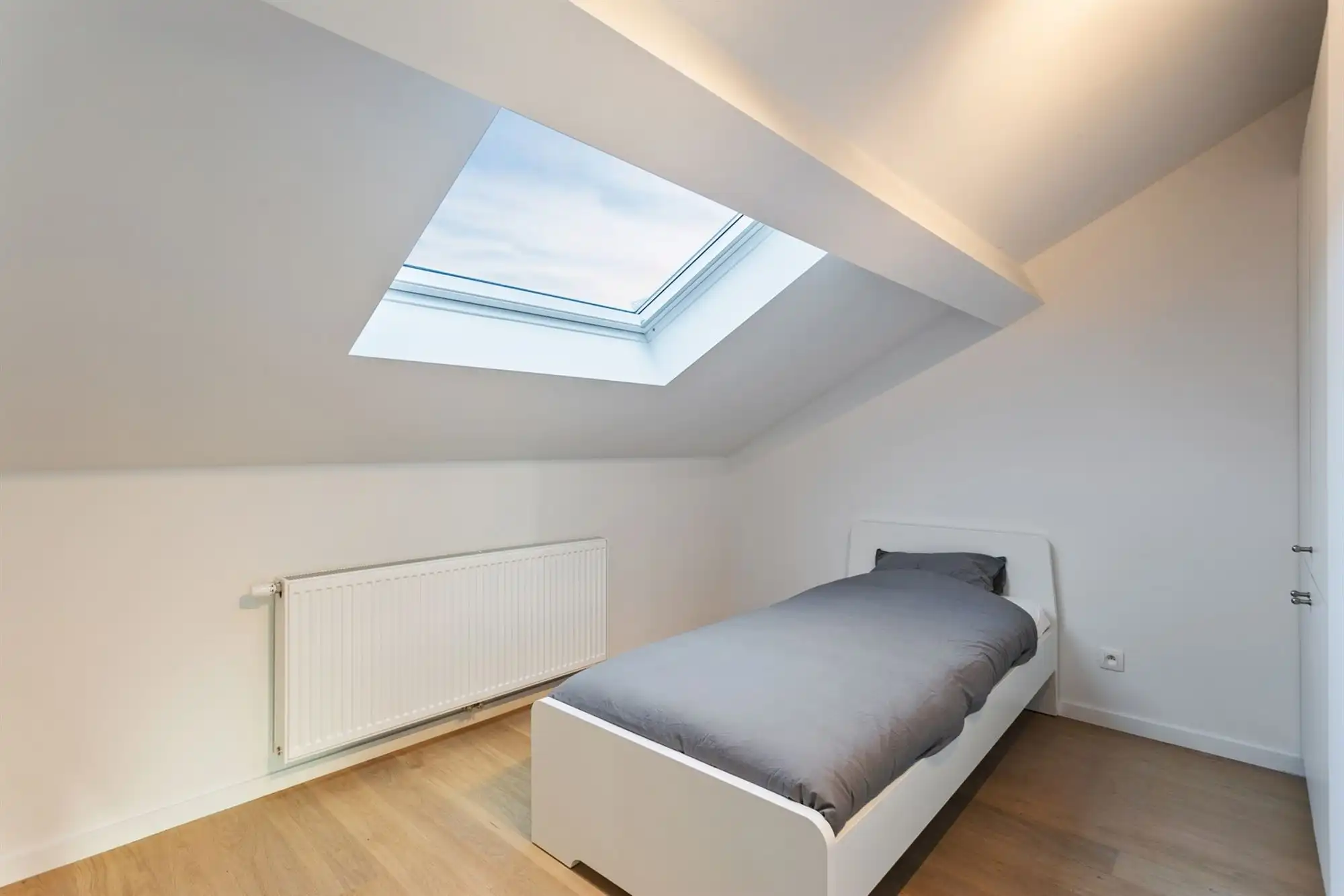 Ruim 2 slaapkamer appartement op toplocatie! foto 10