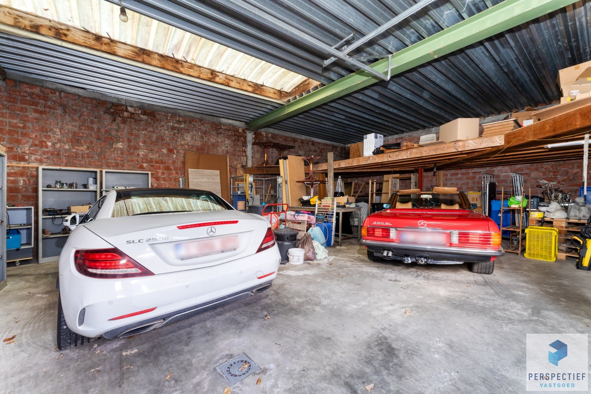 Statige, ruime villa met loods en ingerichte studio in een rustige omgeving foto 21