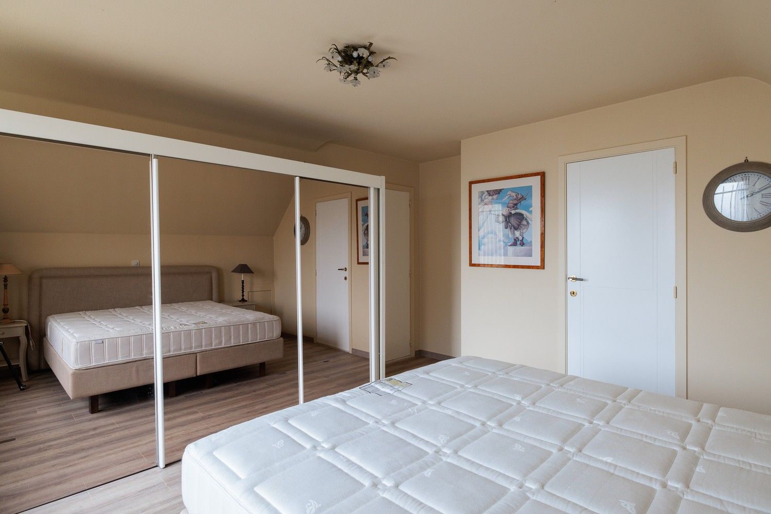 Riante villa op ruim perceel van ca. 3.928m2 foto 22