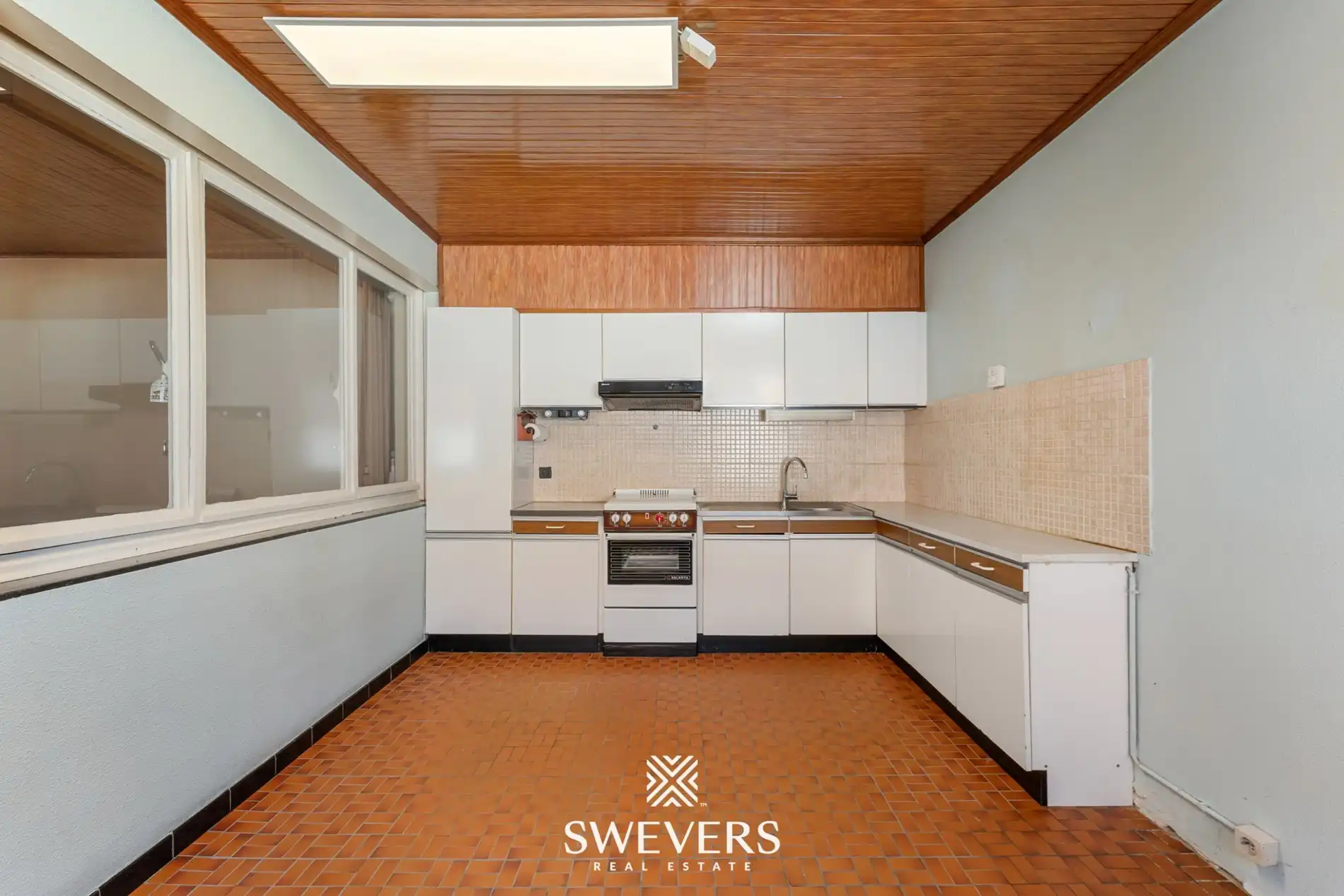 Half-open bebouwing met renovatiepotentieel foto 7