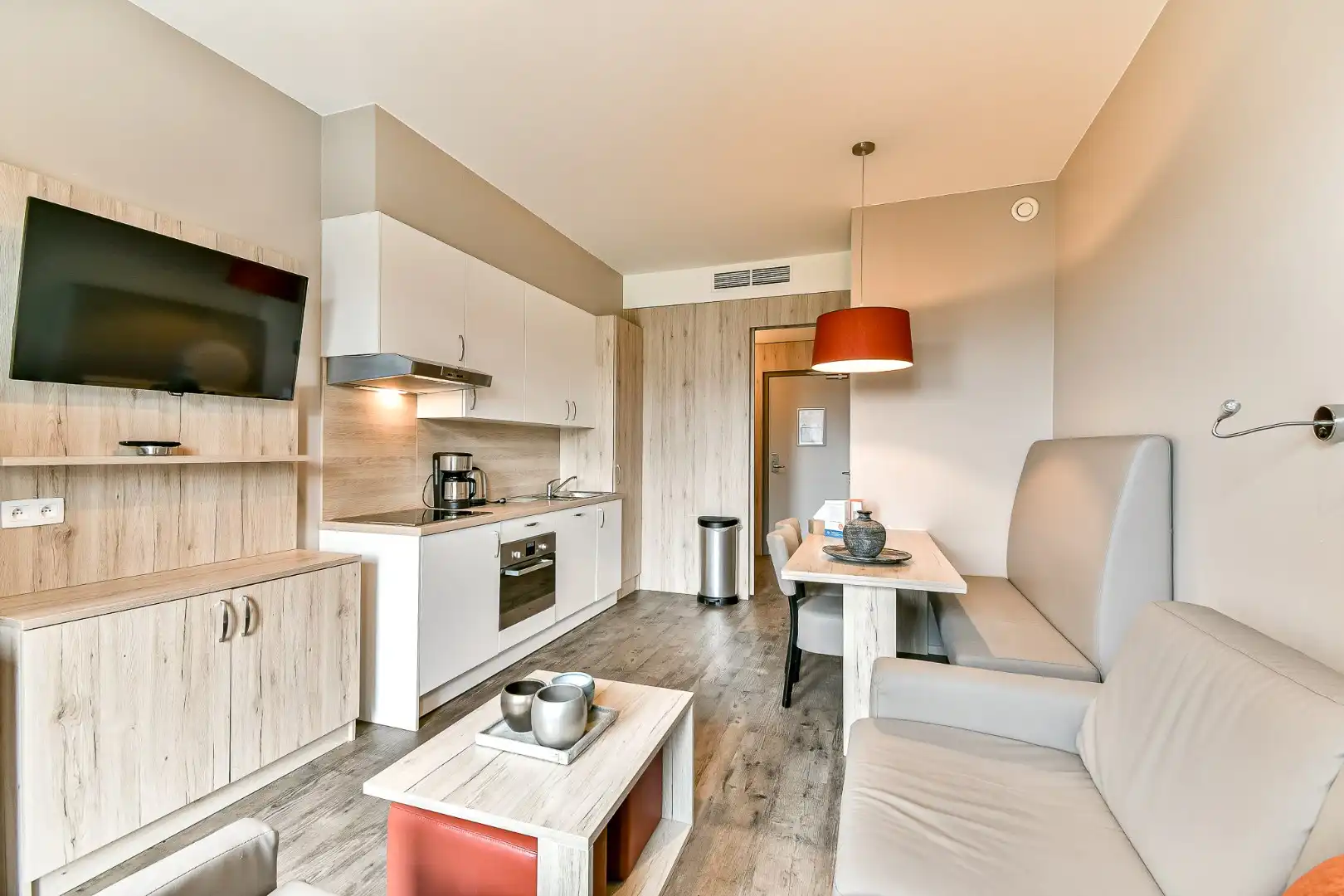 Gemeubeld vakantieappartement in vakantiedomein Duinenzicht foto 4