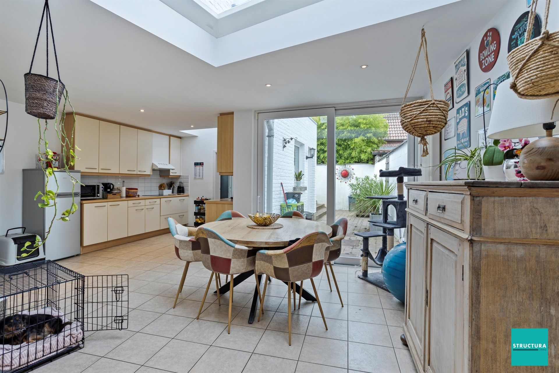 Instapklare rijwoning met stadskoer in hartje Merchtem foto 9