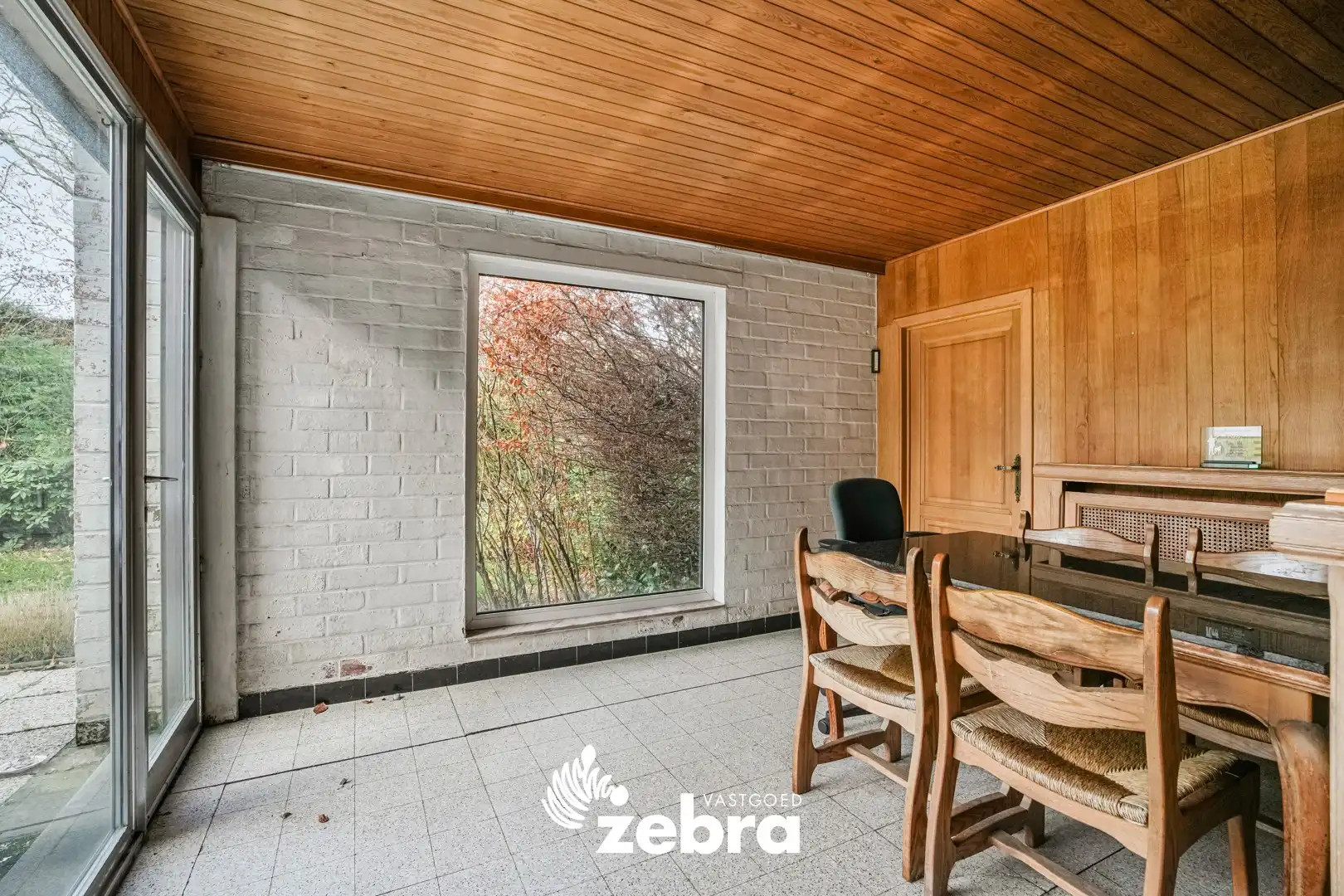 Statige woning met 4 slaapkamers en veel potentieel te centrum Tielt! foto 9