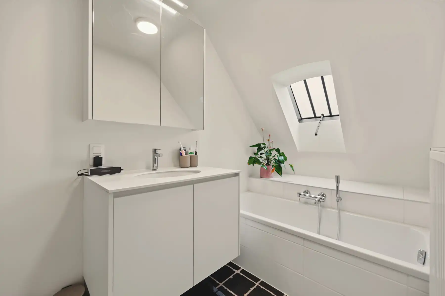 Centrum Schilde. Ruim duplex appartement met 3 slaapkamers. foto 14
