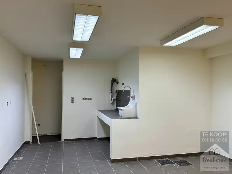 Zongericht appartement met terras en ruimte! foto 31