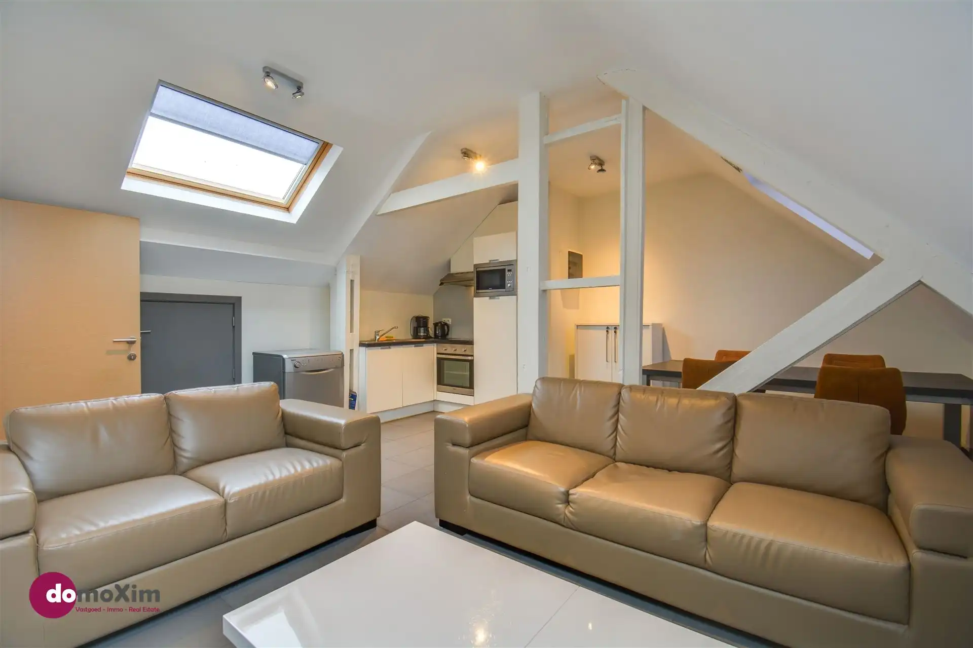 Moderne gemeubelde studio, geschikt voor twee personen, in het centrum van Leuven foto 6