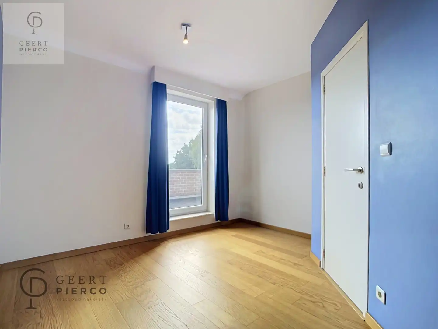 Ruim appartement in het hartje van Landen foto 9