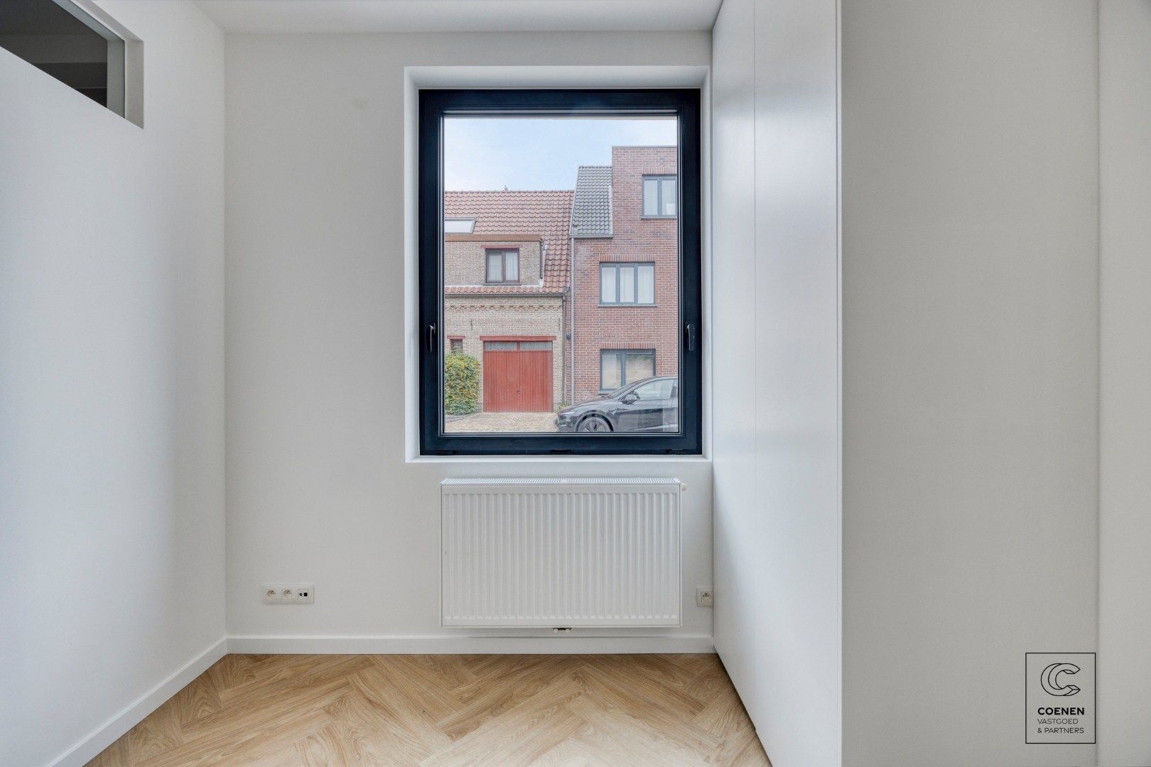 Prachtig, volledig gerenoveerde HOB met twee slaapkamers op een centrale ligging te Brasschaat!  foto 5