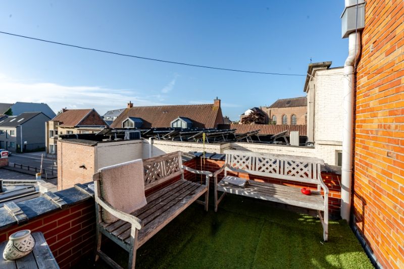 Zeer ruim appartement met 3 slaapkamers! foto 18