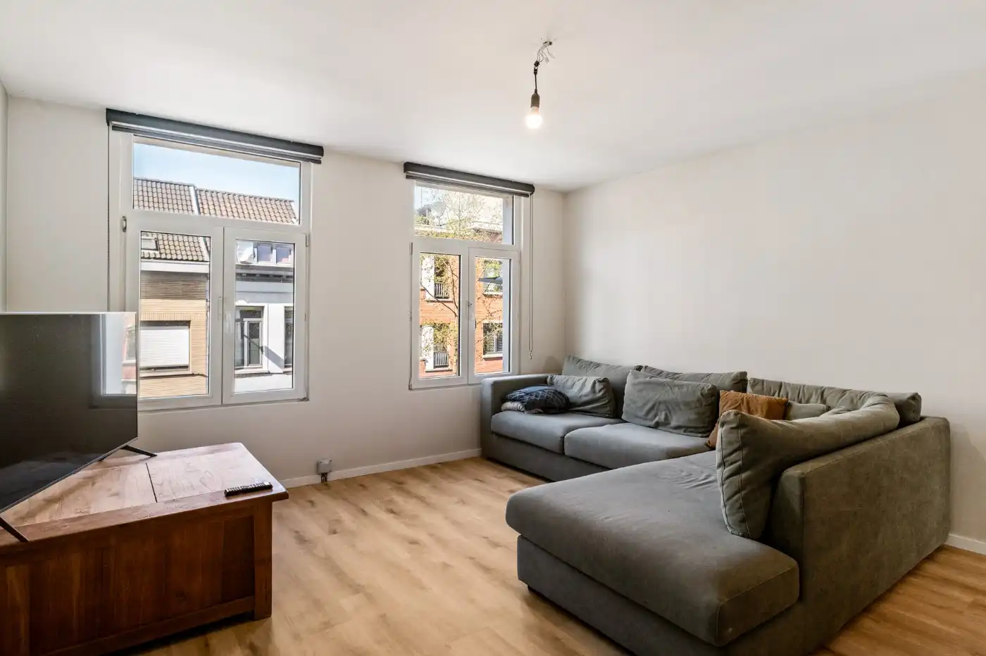 Instapklaar app. op 1ste verd. met 2 slpk. en autostaanplaats foto 5