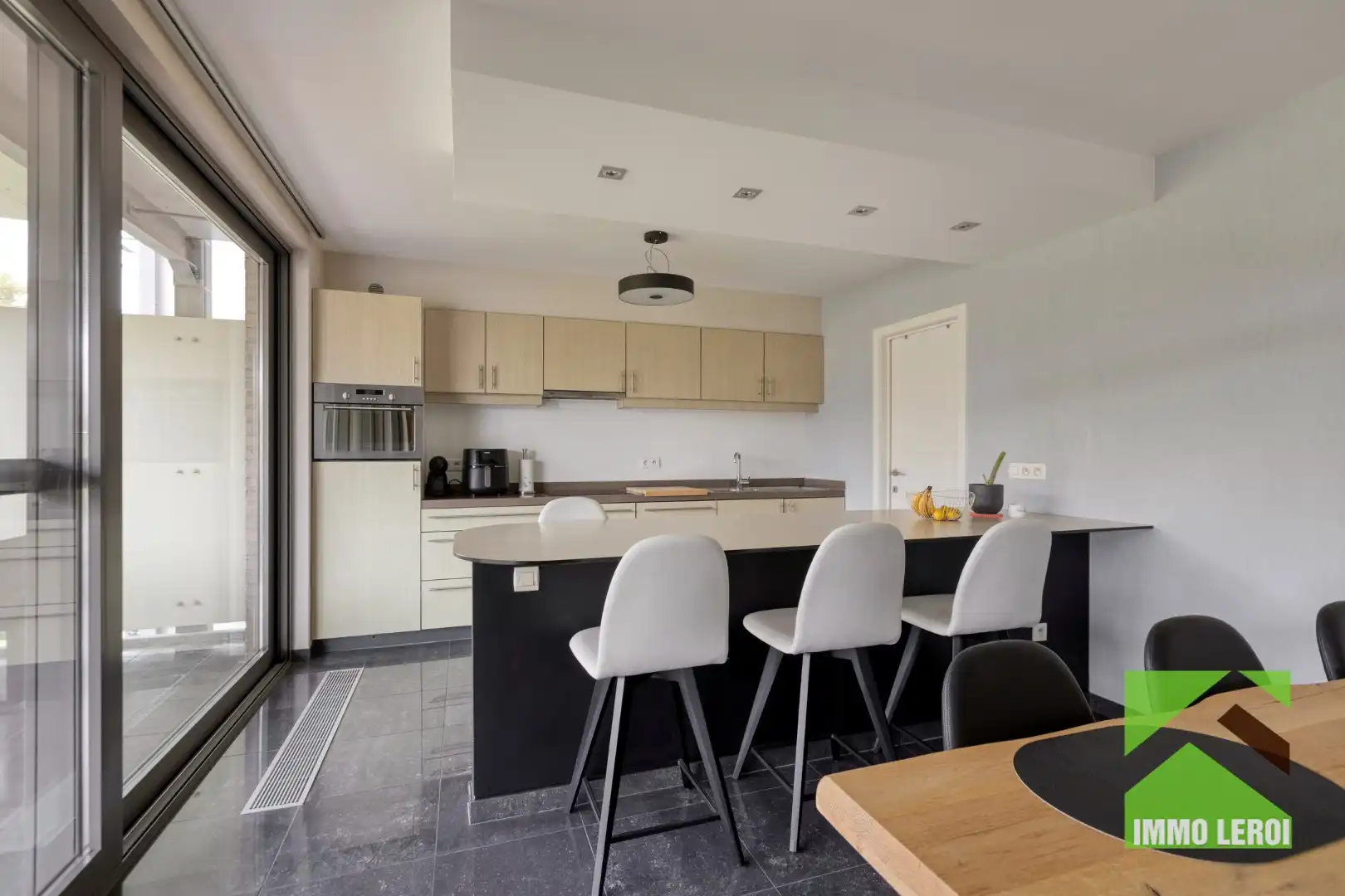 Prachtig appartement met 3 slaapkamers, groot zonneterras en zicht op grote tuin foto 7