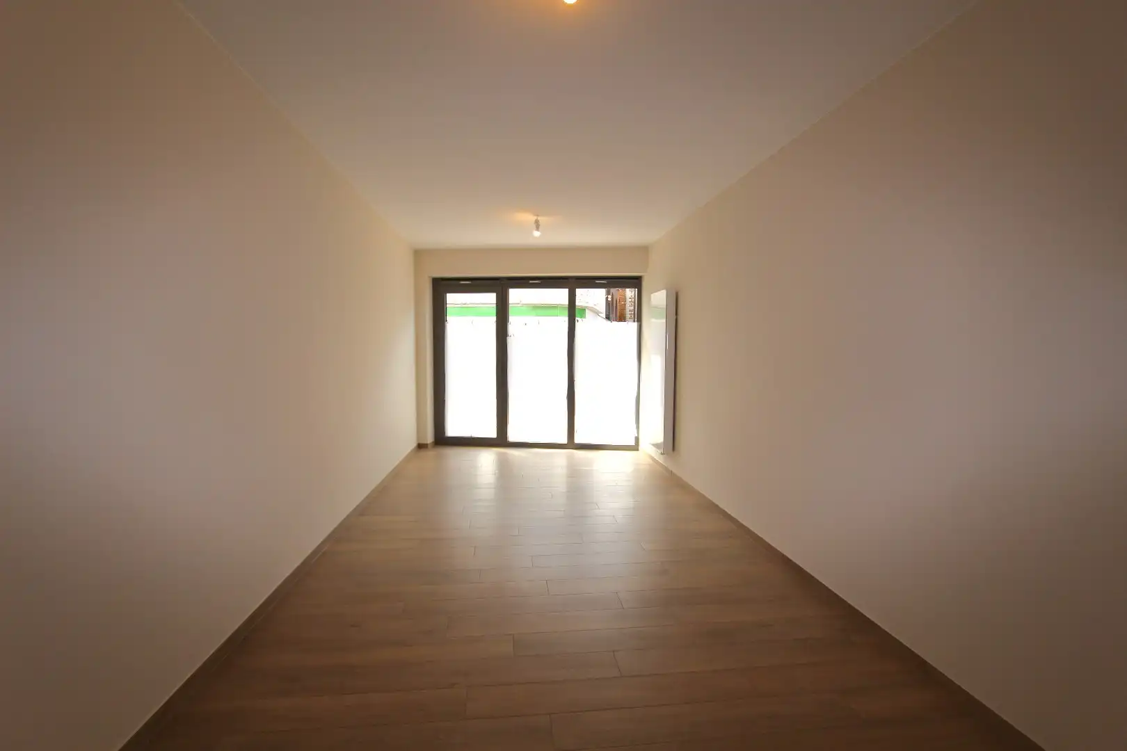 LUXE GELIJKVLOERS APPARTEMENT MET GROOT TERRAS foto 10