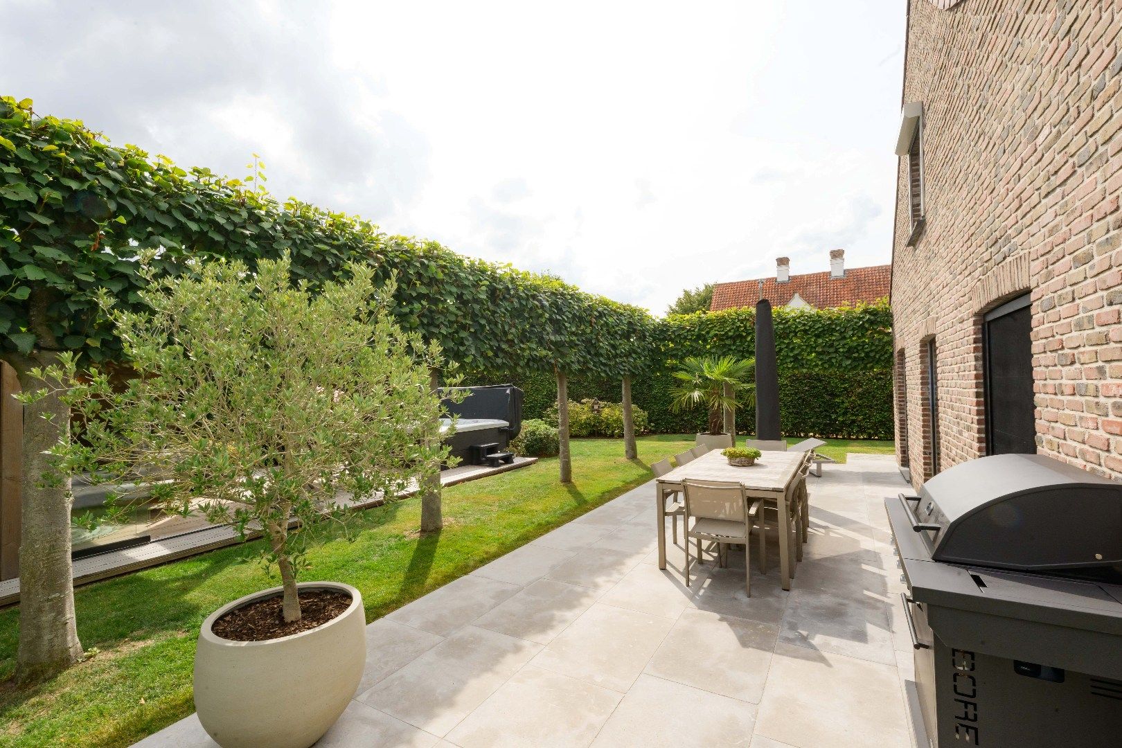 PRACHTIG GERENOVEERDE VILLA OP 616 m² | 3 SLPKS | 2 BADKAMERS foto 11