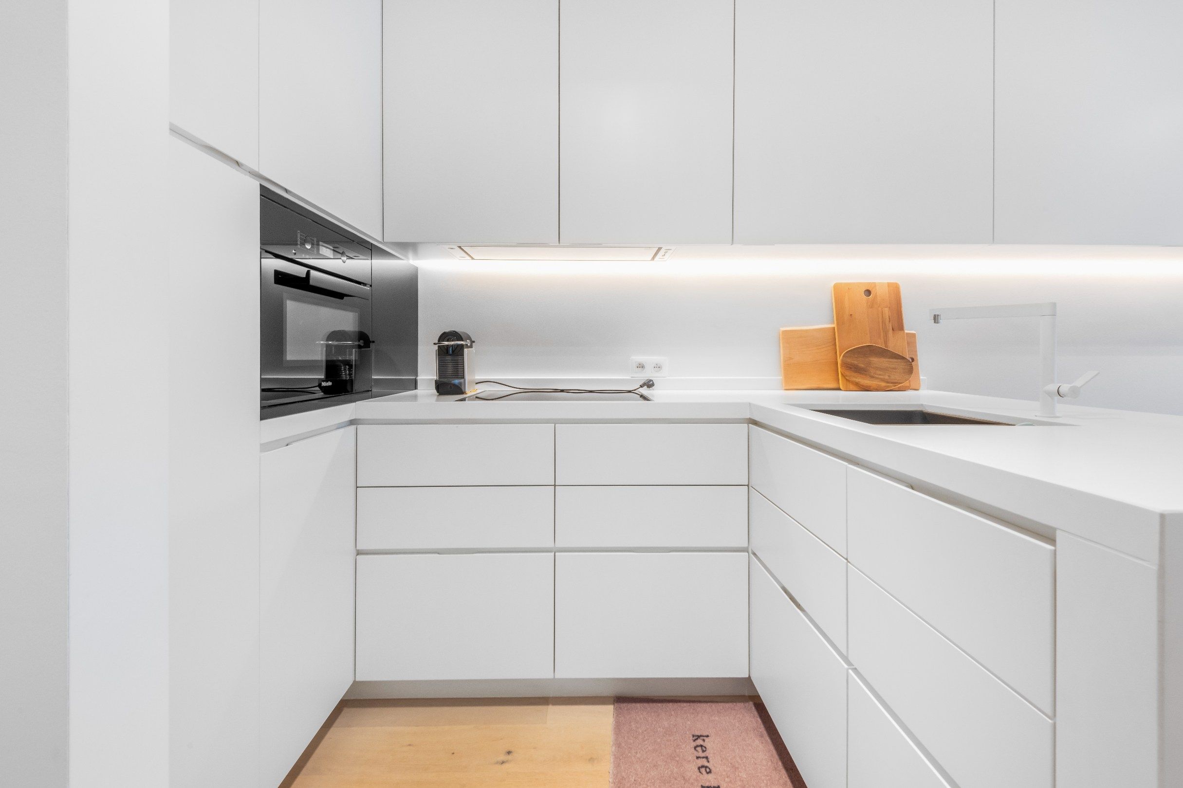 Heel mooi  luxueus afgewerkt appartement gelegen in de Kustlaan vlakbij de Zeedijk en het Driehoeksplein. foto 7