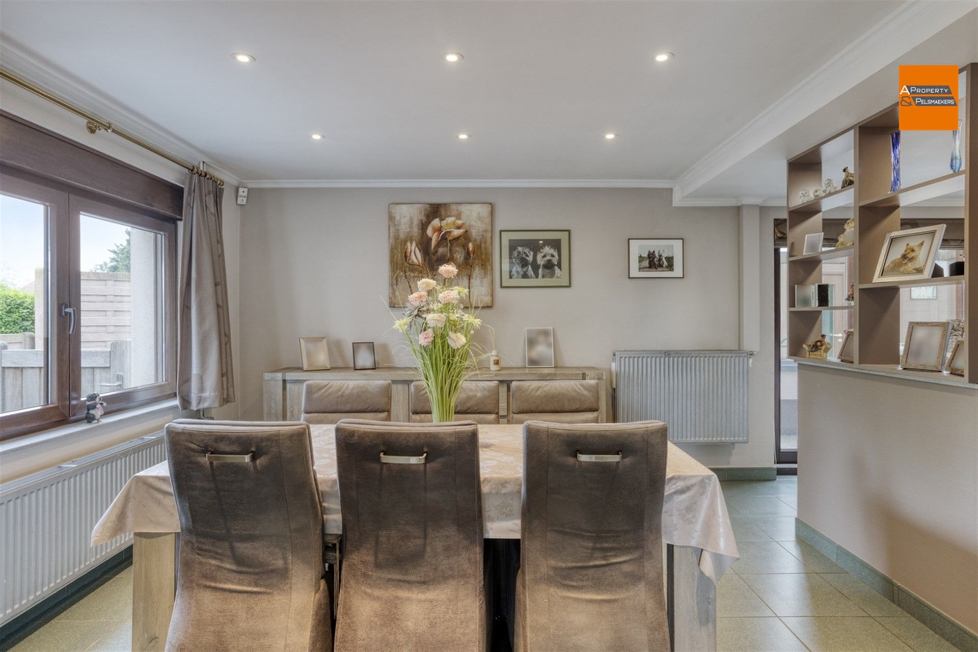 Gerenoveerde woning met ruime tuin foto 7