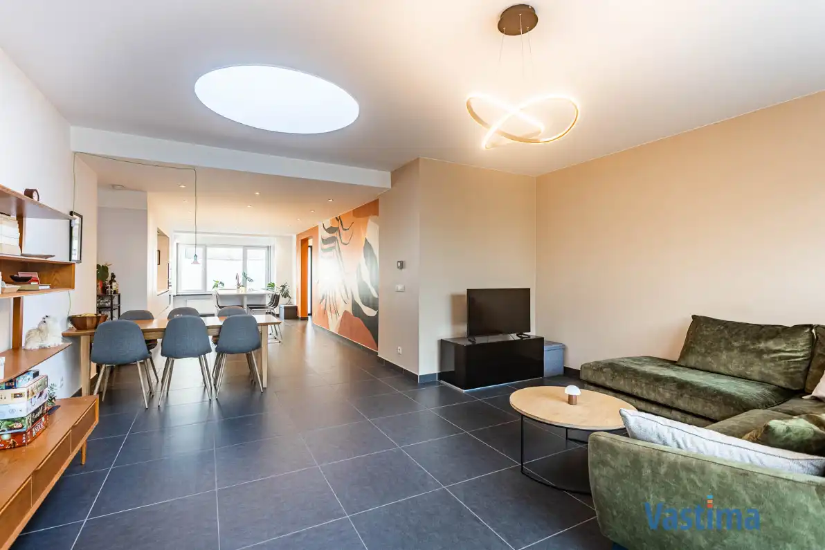 Instapklare, lichtrijke én gerenoveerde gezinswoning foto 6