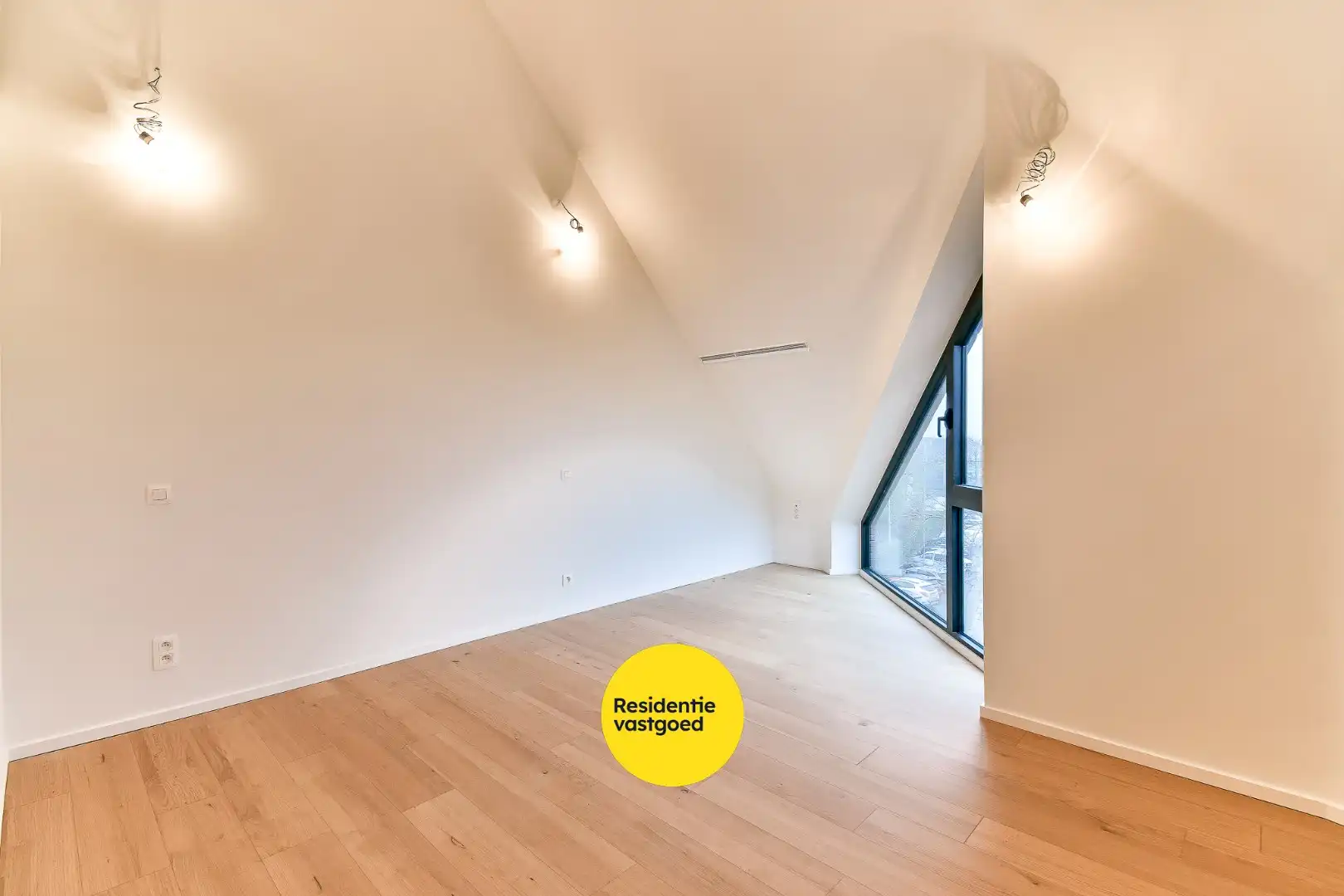 Exclusief duplex-appartement in centrum Gistel foto 8