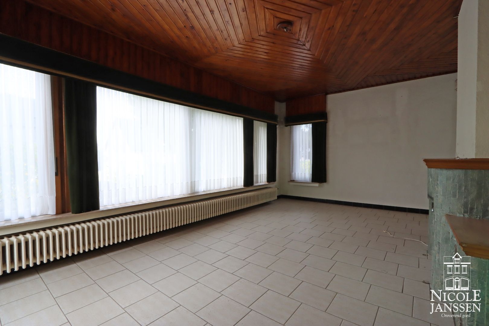 Mooi verzorgde split-level woning op unieke locatie in het mooie Aldeneik foto 10