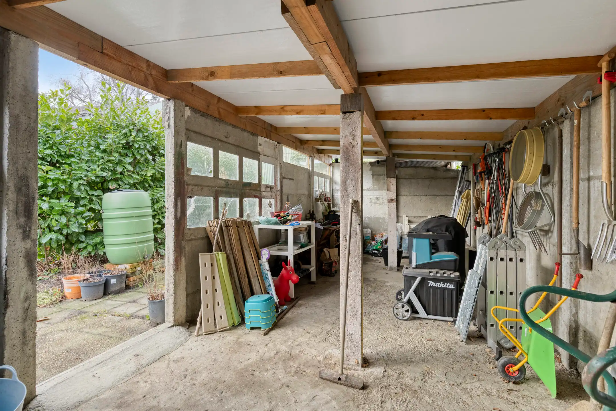 Ruime, vrijstaande woning op uitstekende locatie foto 25