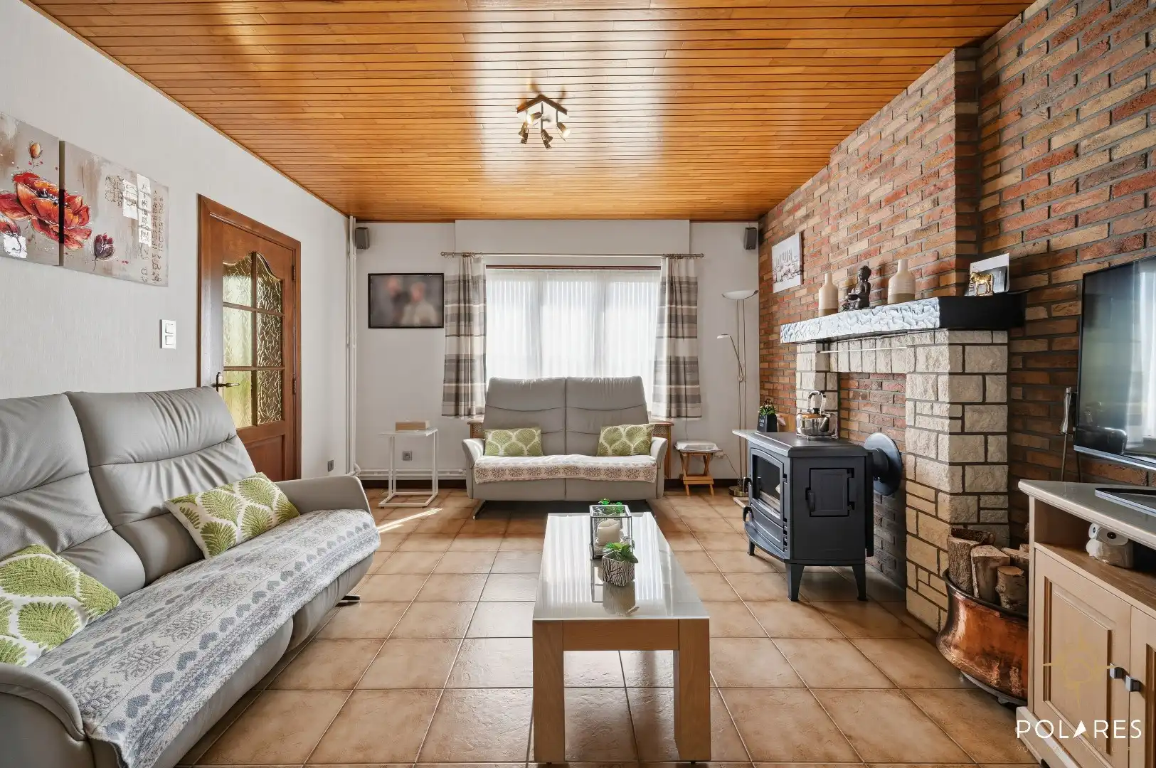 Vrijstaande woning 3 slaapkamers en veel bergruimte foto 4