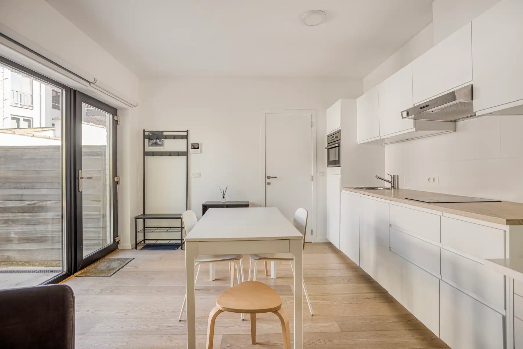 Nieuw kwartier studio met privatieve buitenruimte foto 6