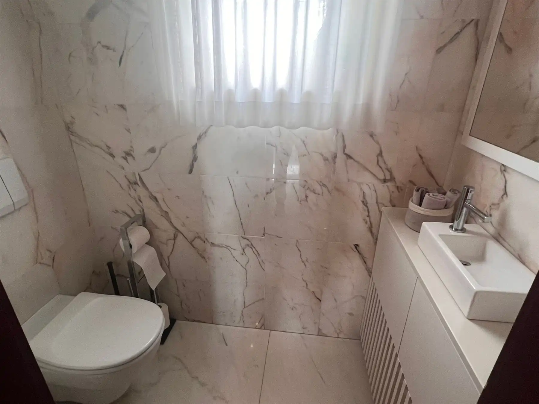 Karaktervolle villa met bijgebouwen foto 18