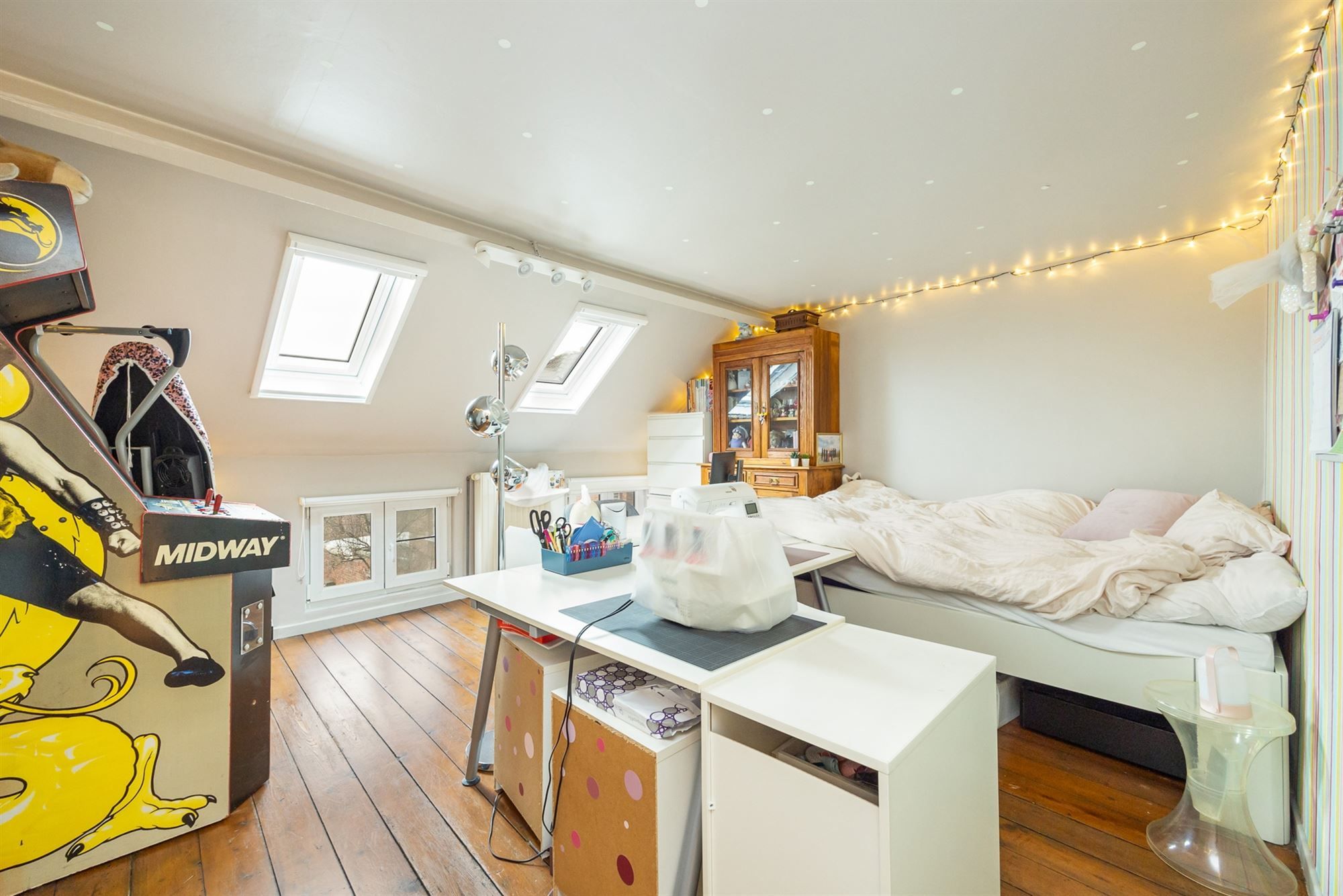 Instapklare gezinswoning met drie slaapkamers en tuin foto 19