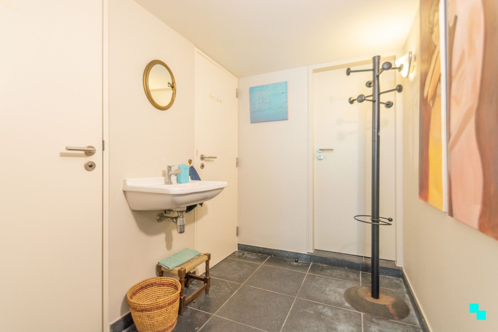 Karaktervolle woning met handelsruimte vlakbij Gent-Sint-Pieters foto 32