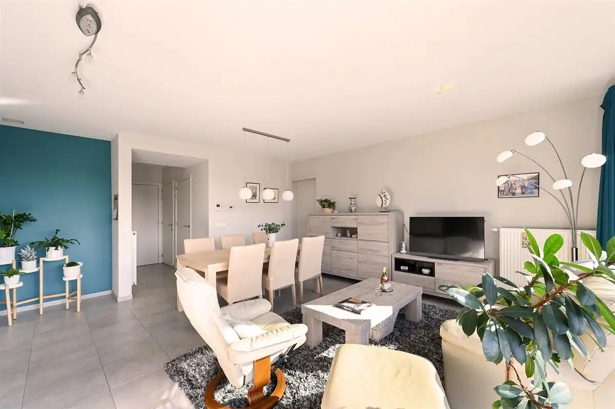 Centraal gelegen appartement met leuk terras foto 11