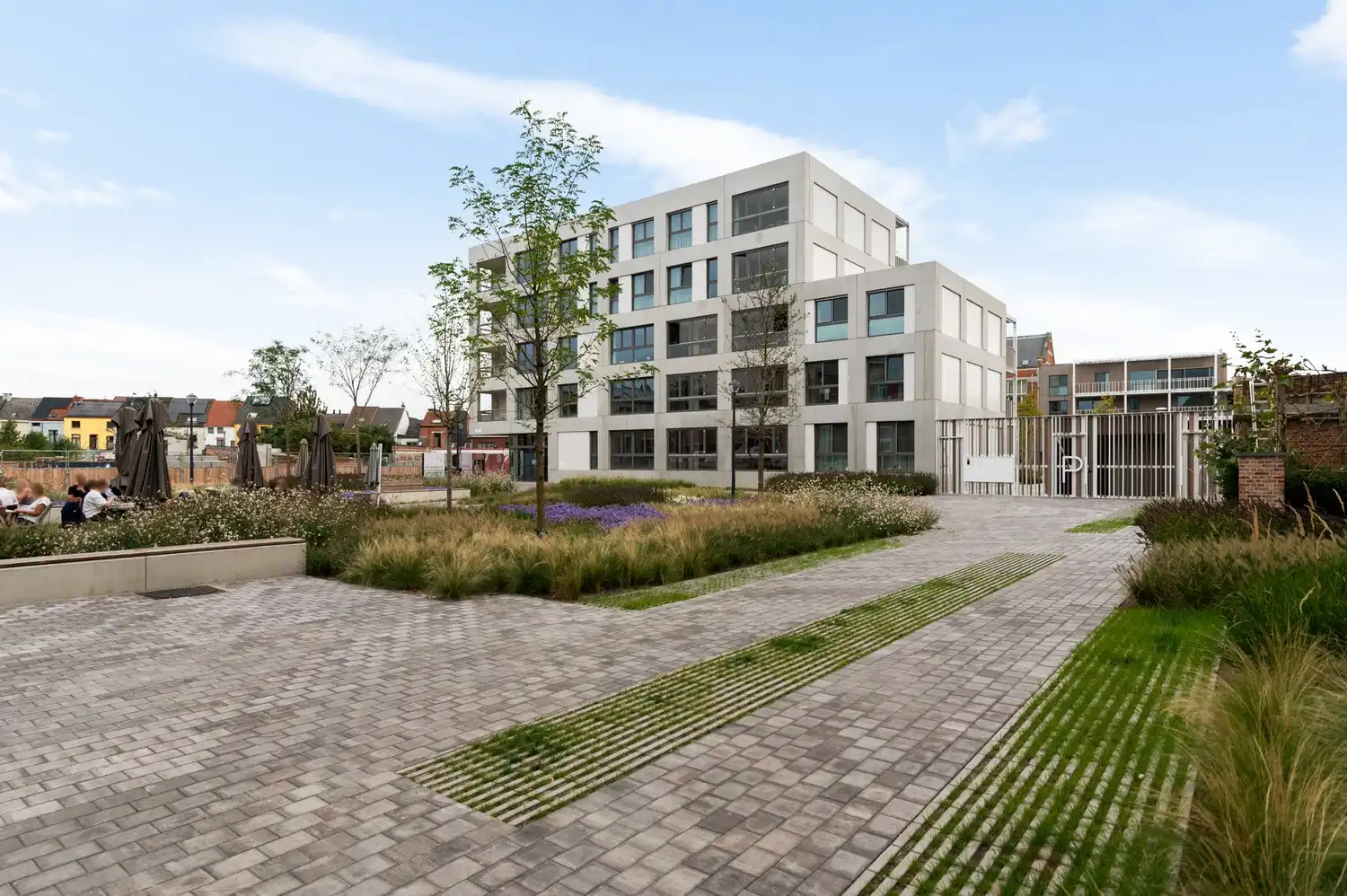 Twee slaapkamer appartement met ruim overdekt terras in De Lesselier foto 15