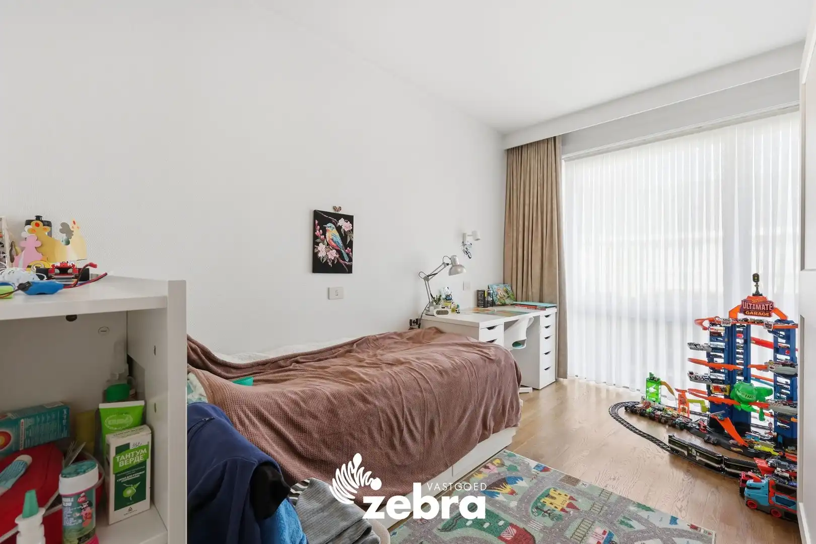 Halfopen bebouwing met praktijk- of kantoorruimte in centrum Tielt foto 13