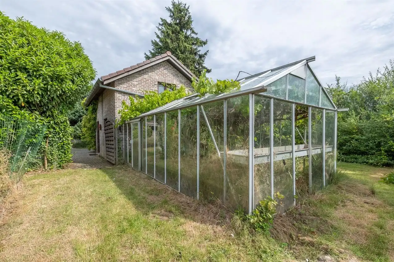 Landelijke villa op 1 hectare in Assent foto 4