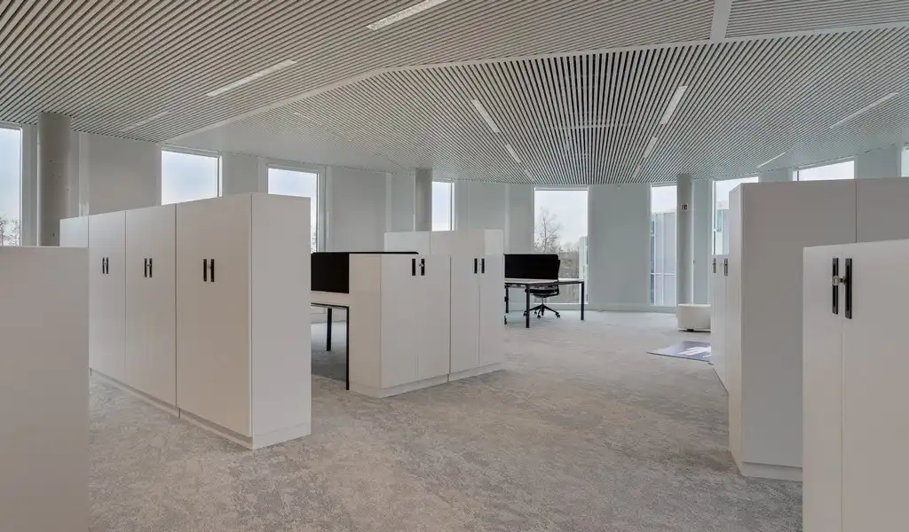 Kantoorverdiep te huur in Kowala Business Center in Gent foto 7