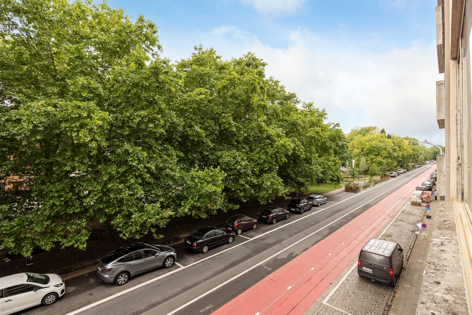 Te renoveren appartement met twee slaapkamers en terras foto 19