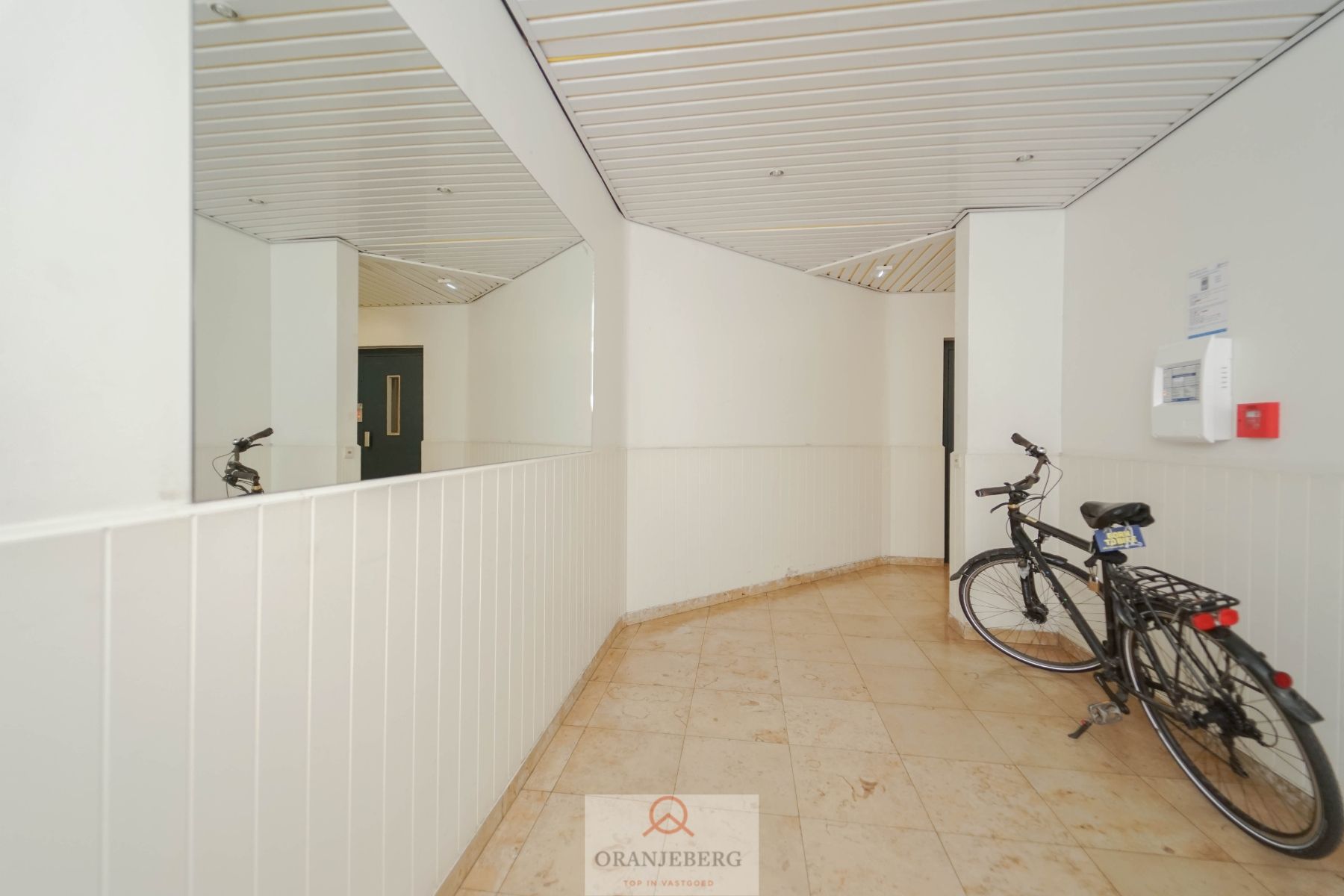 Ruim 2 slpk-appartement vlakbij Begijnhof en Gravensteen foto 38