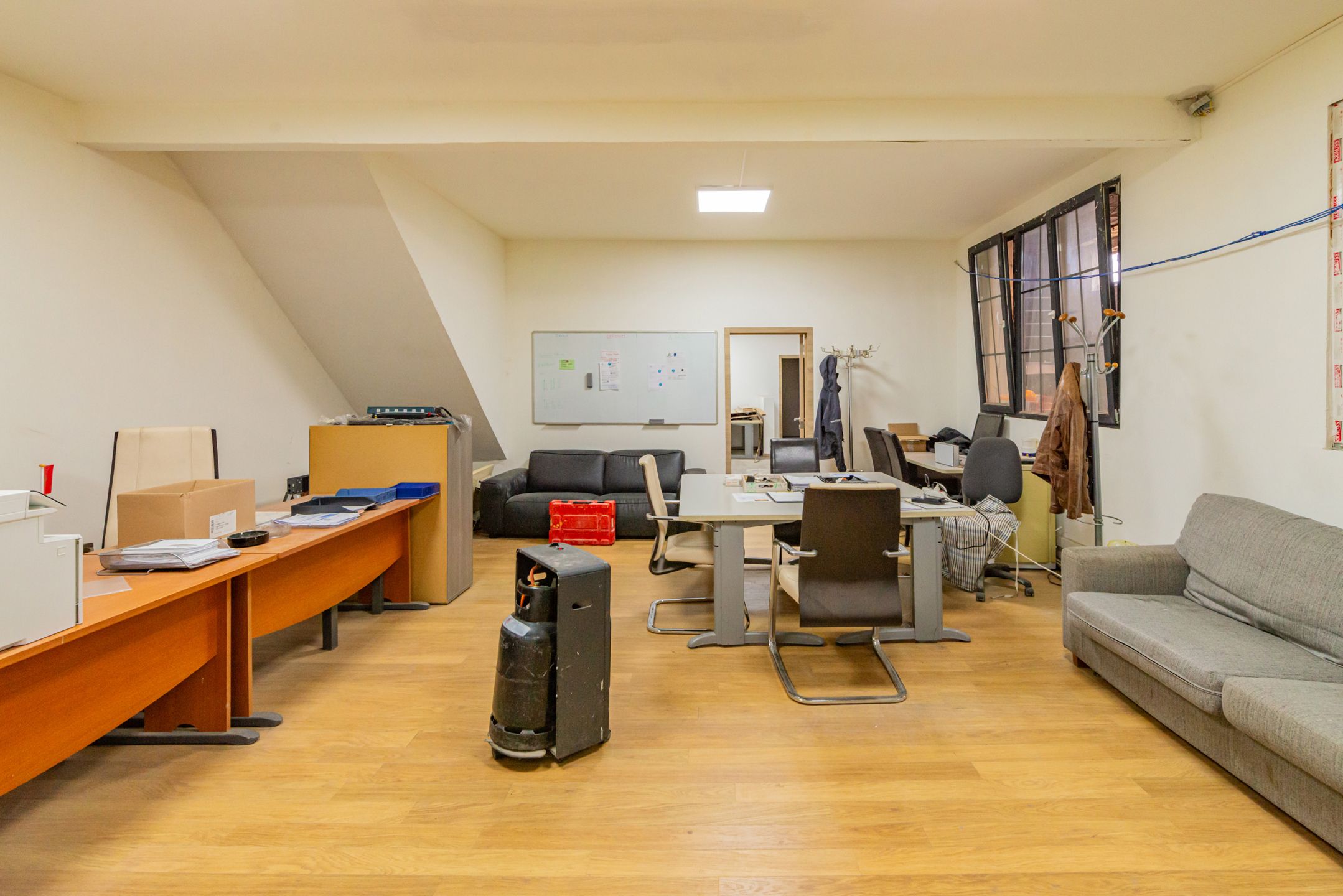 Opbrengsteigendom met 3 appartement + werkruimte foto 36