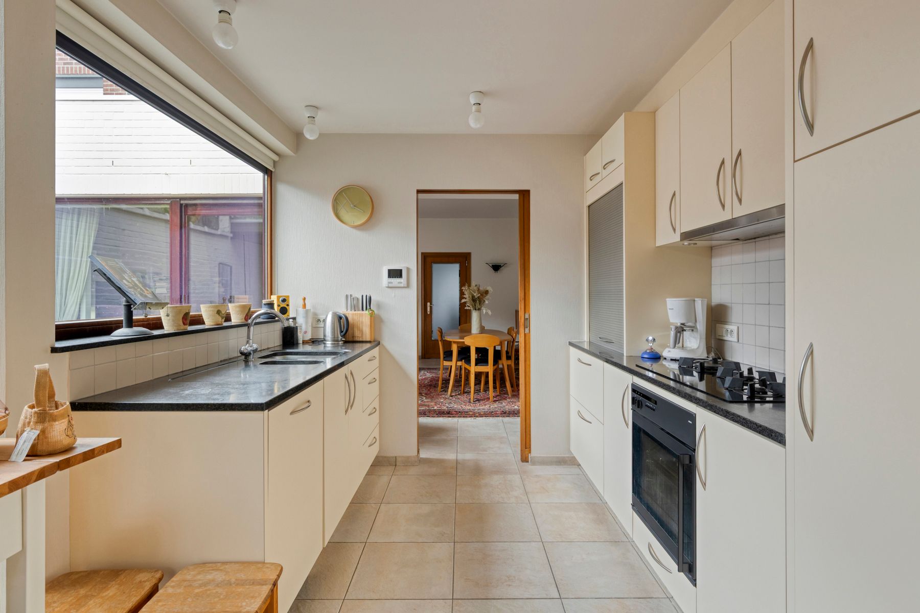 Goed gelegen charmante en instapklare woning ! foto 9