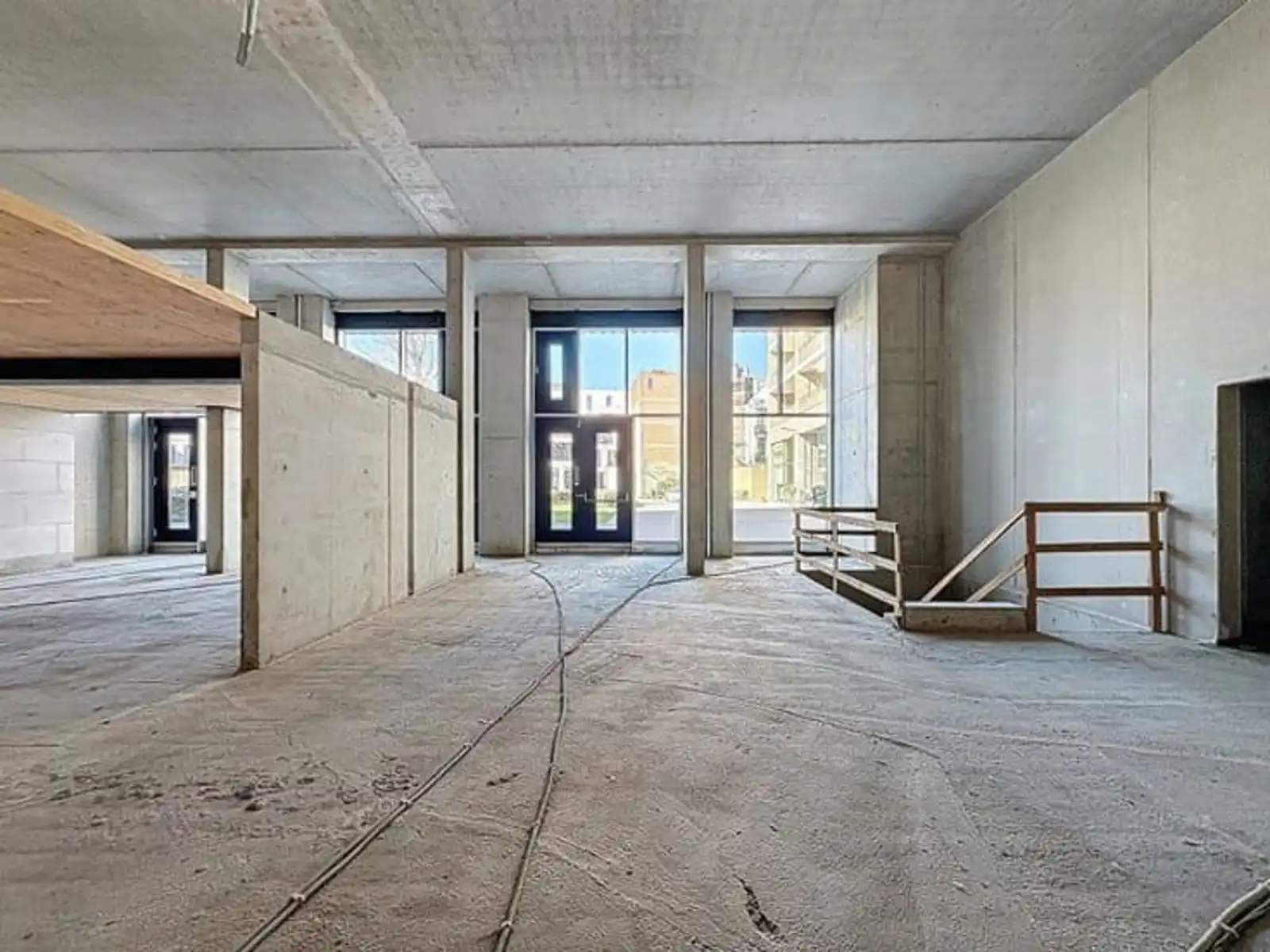Nieuwbouw polyvalente ruimte 666 m² in Antwerpen foto 2