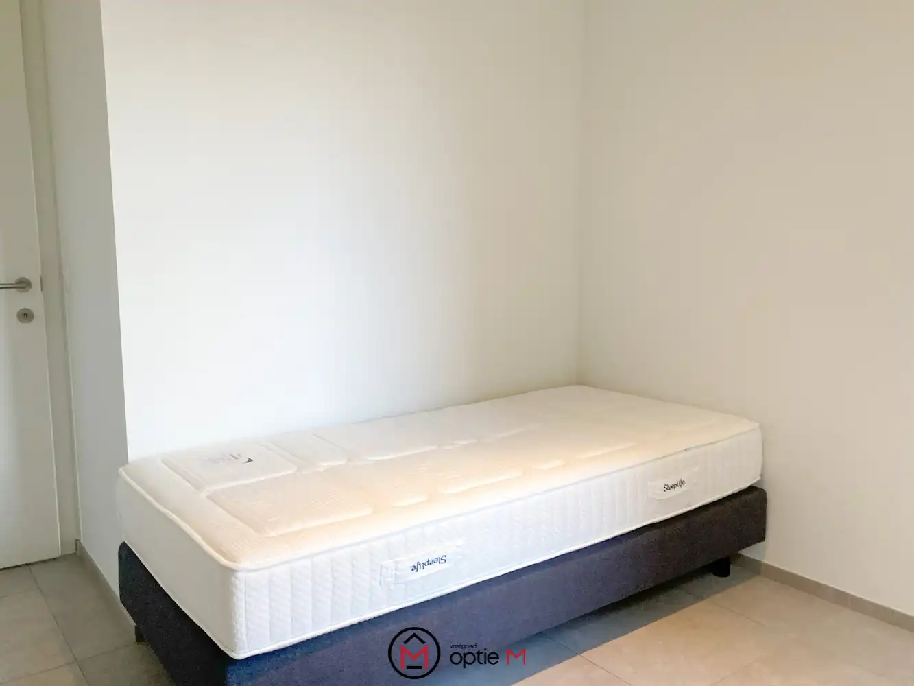 Modern en instapklaar appartement te huur in Hasselt foto 16