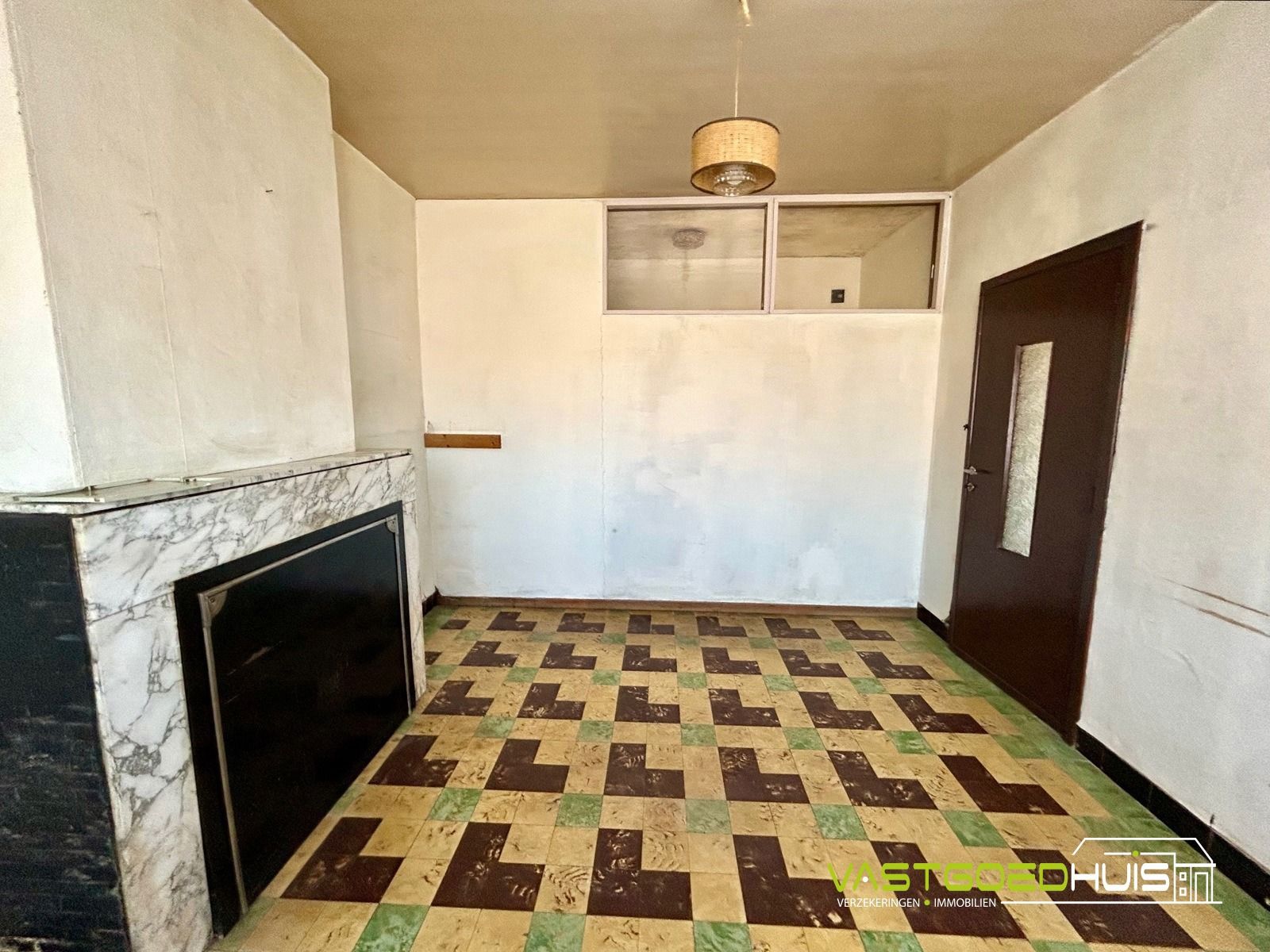 -ONDER OPTIE- Charmante, te renoveren gezinswoning  foto 17