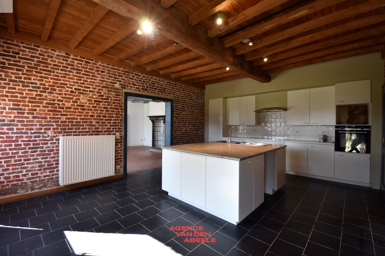 Prachtige kasteelhoeve met 5 slaapkamers op een imposant domein  foto 12