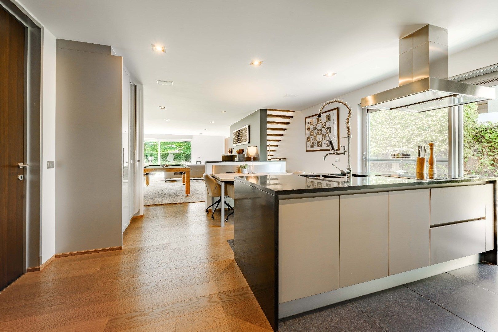 Exclusieve villa met luxueuze afwerking op 1.031m2 foto 12