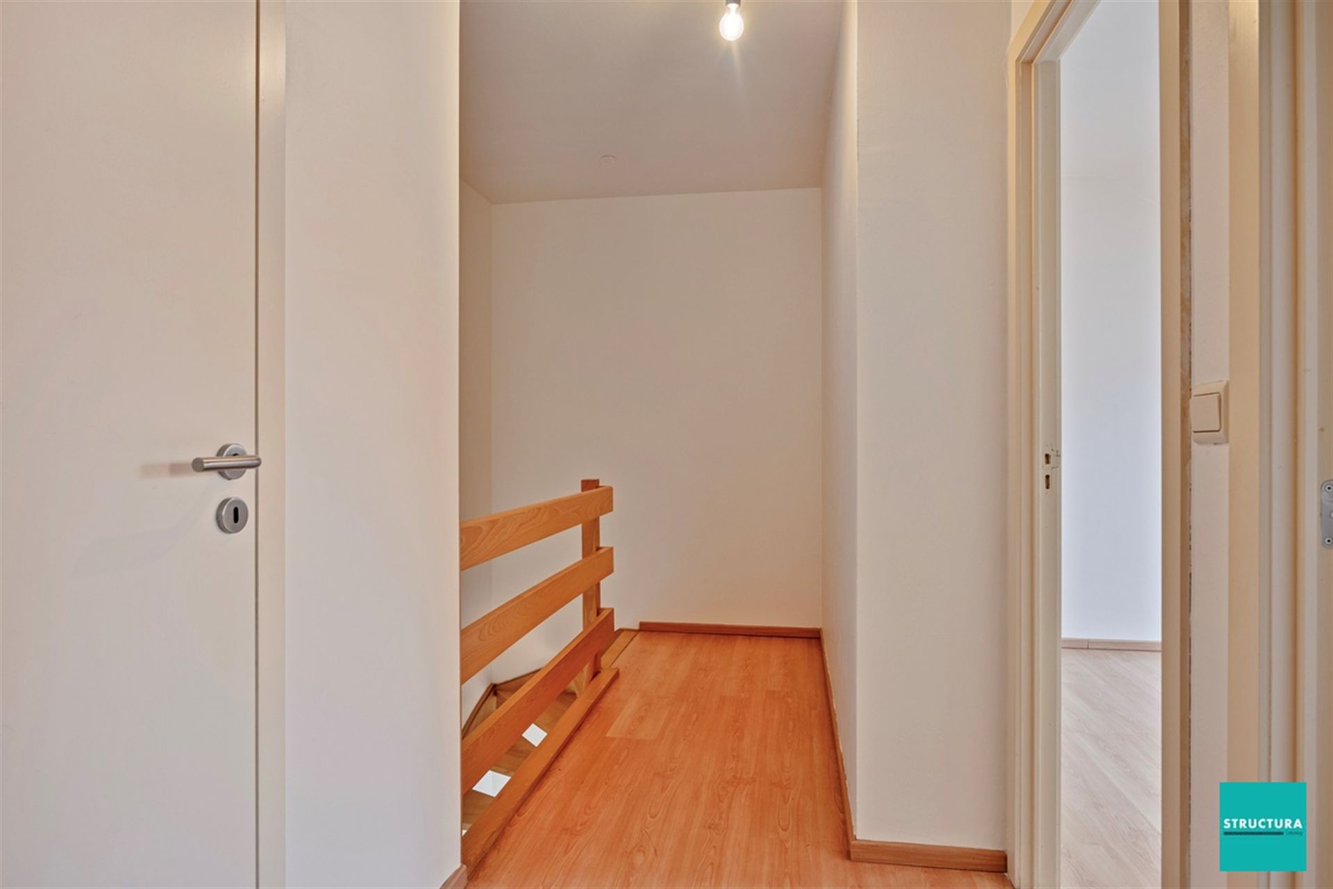 Rustig gelegen duplex-appartement vlakbij centrum en openbaar vervoer! foto 8