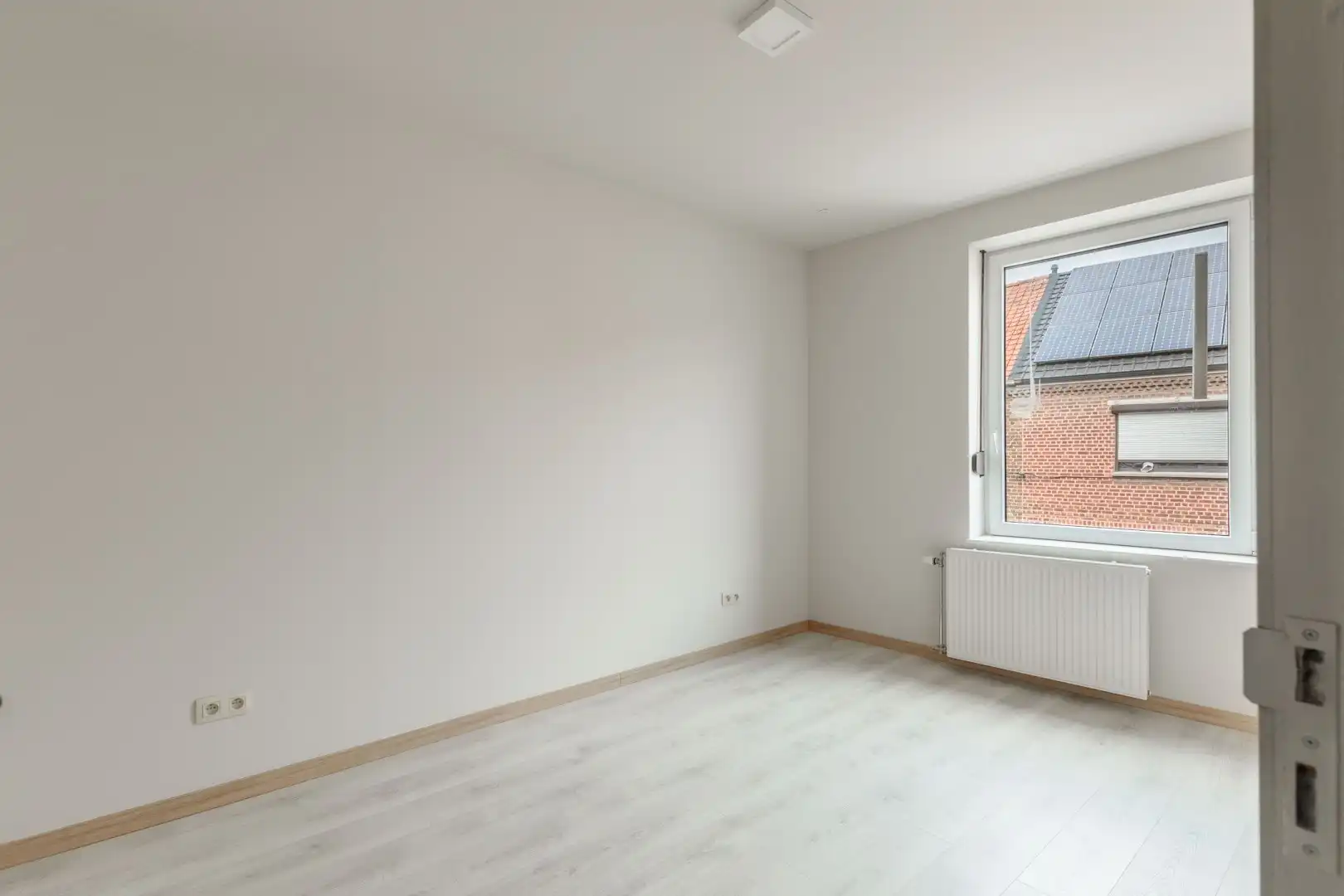 Energiezuinige, instapklare woning met 4 slaapkamers in het centrum foto 16