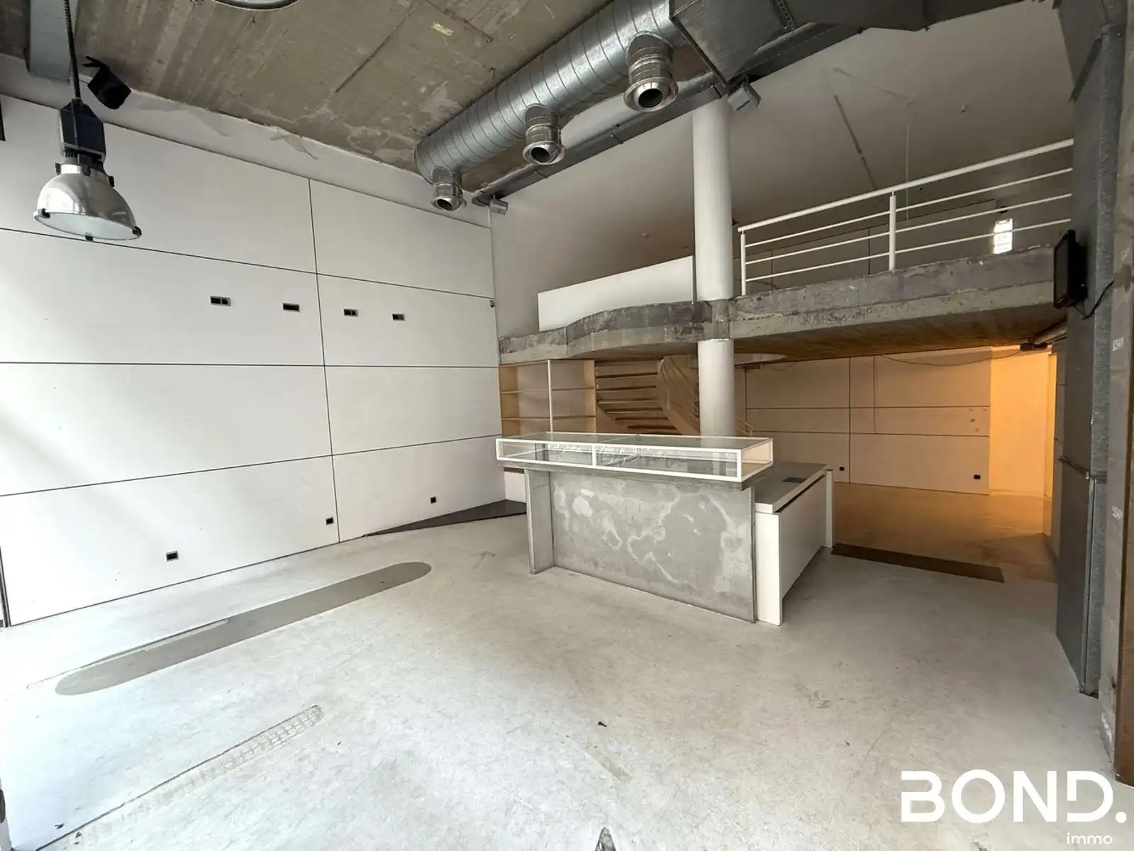 Handelsgelijkvloers tussen Bondgenotenlaan en Diestsestraat foto 4