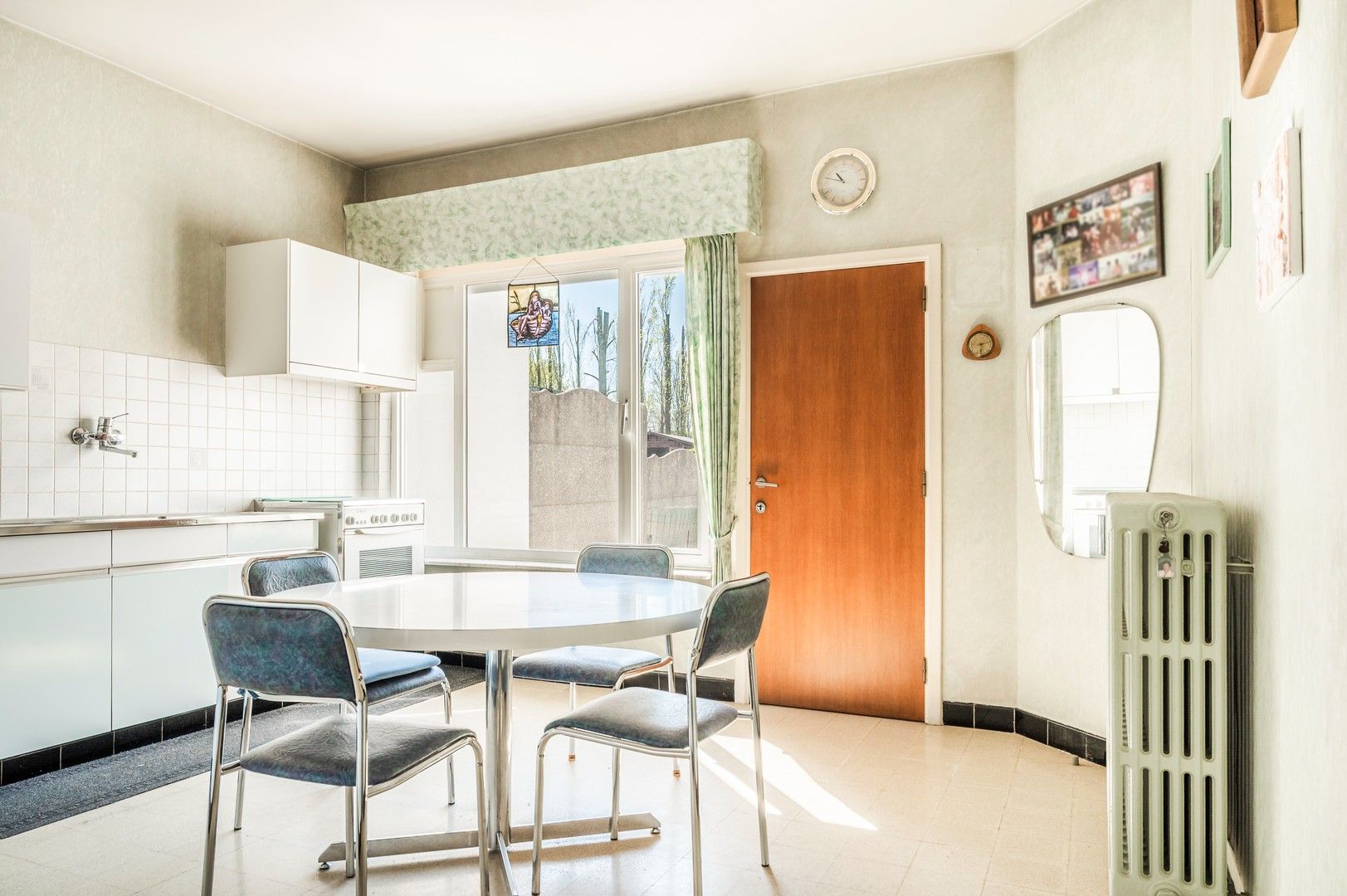 Ruime woning met garage te Burcht foto 7