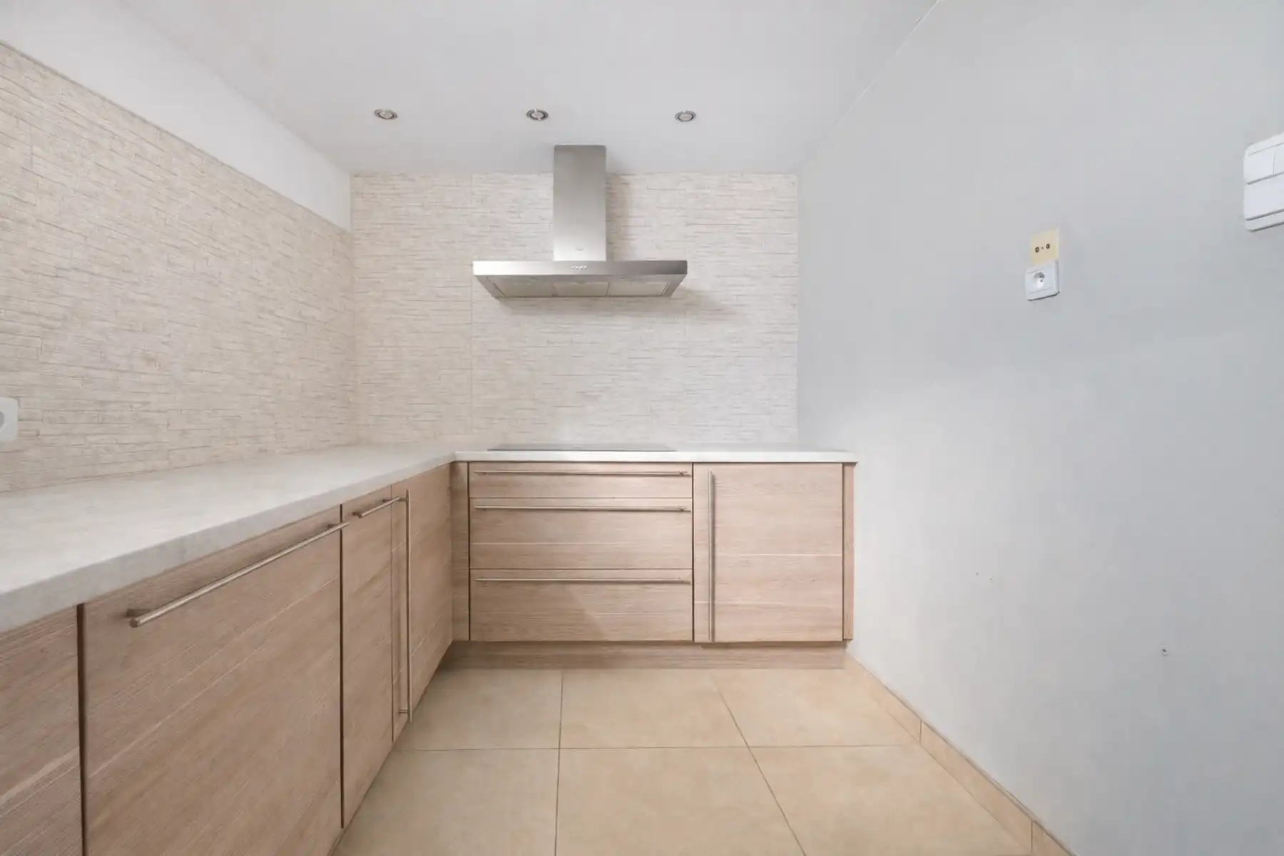 Instapklare woning met zwembad aan het Donkmeer foto 7